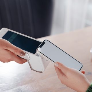 &nbsp;Jak płacić telefonem?